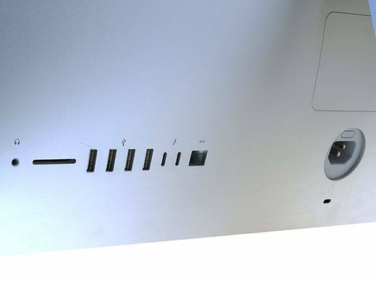 All In One Apple iMac 27″ A2115 2019 (EMC 3194) — i9-9900K, 32GB DDR4, 512GB (M.2), Jó állapot — látható használati nyomokkal