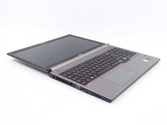 Fujitsu LifeBook E754 — i5-4200M, 8GB DDR3, Nem, Jó állapot — látható használati nyomokkal