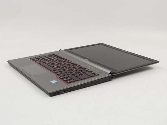 Fujitsu LifeBook E746 — i5-6200U, 8GB DDR4, 240GB, Jó állapot — látható használati nyomokkal
