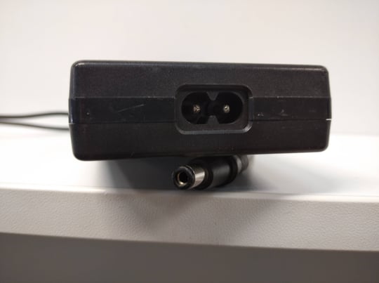 Power adapter Toshiba 40W 6,3 x 3,0mm, 15V