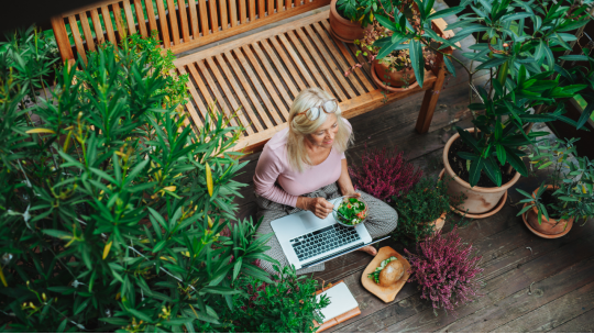 Veľkonočný seriálový maratón: tipy na skutočný relax