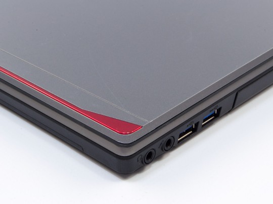 Fujitsu LifeBook E734 repasovaný notebook, Intel Core i5-4300M, HD 4600, 8GB DDR3 RAM, 480GB SSD, 13,3" (33,8 cm), 1600 x 900 - 1528517 #4
